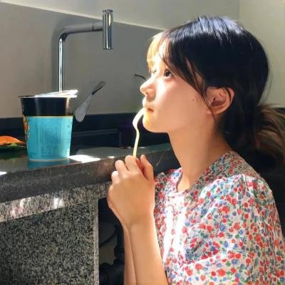 蠢爱三人行